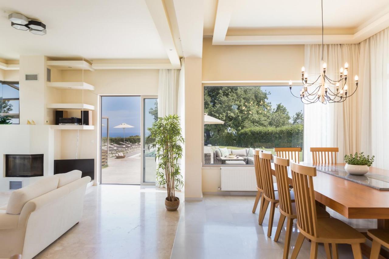 Lux Villa Mia With Heated Pool, 2Km To Beach & Childrens Area! Mikro Metochi 外观 照片