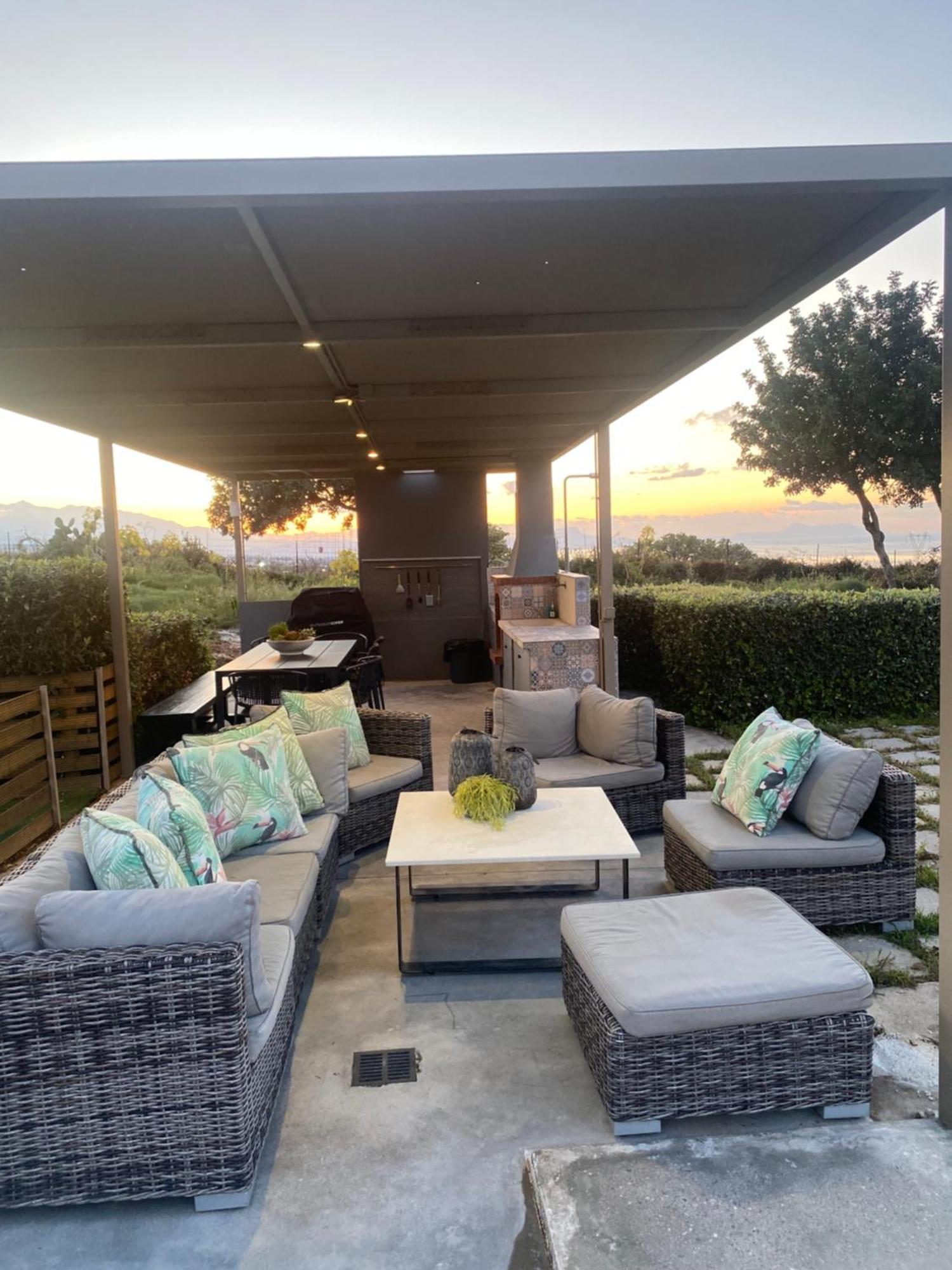 Lux Villa Mia With Heated Pool, 2Km To Beach & Childrens Area! Mikro Metochi 外观 照片
